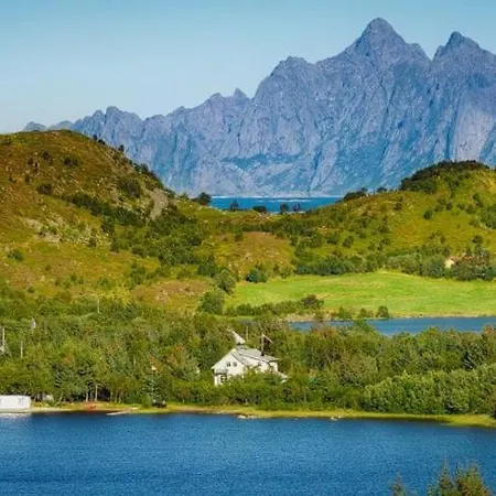 Lofoten بيت للعطل